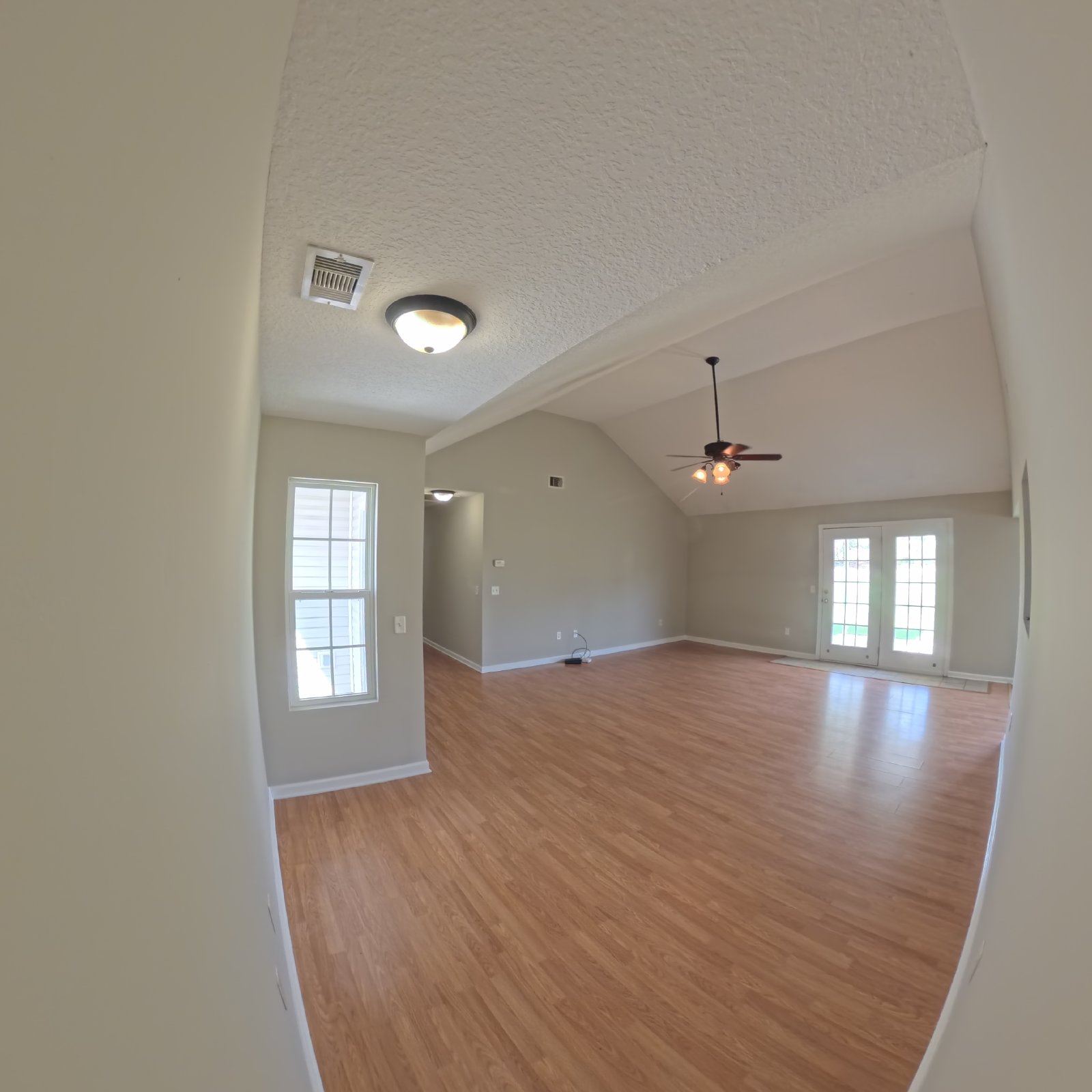 Charming 3BR/2BA Home in Statesboro with Fenced Yard & Garage! property image