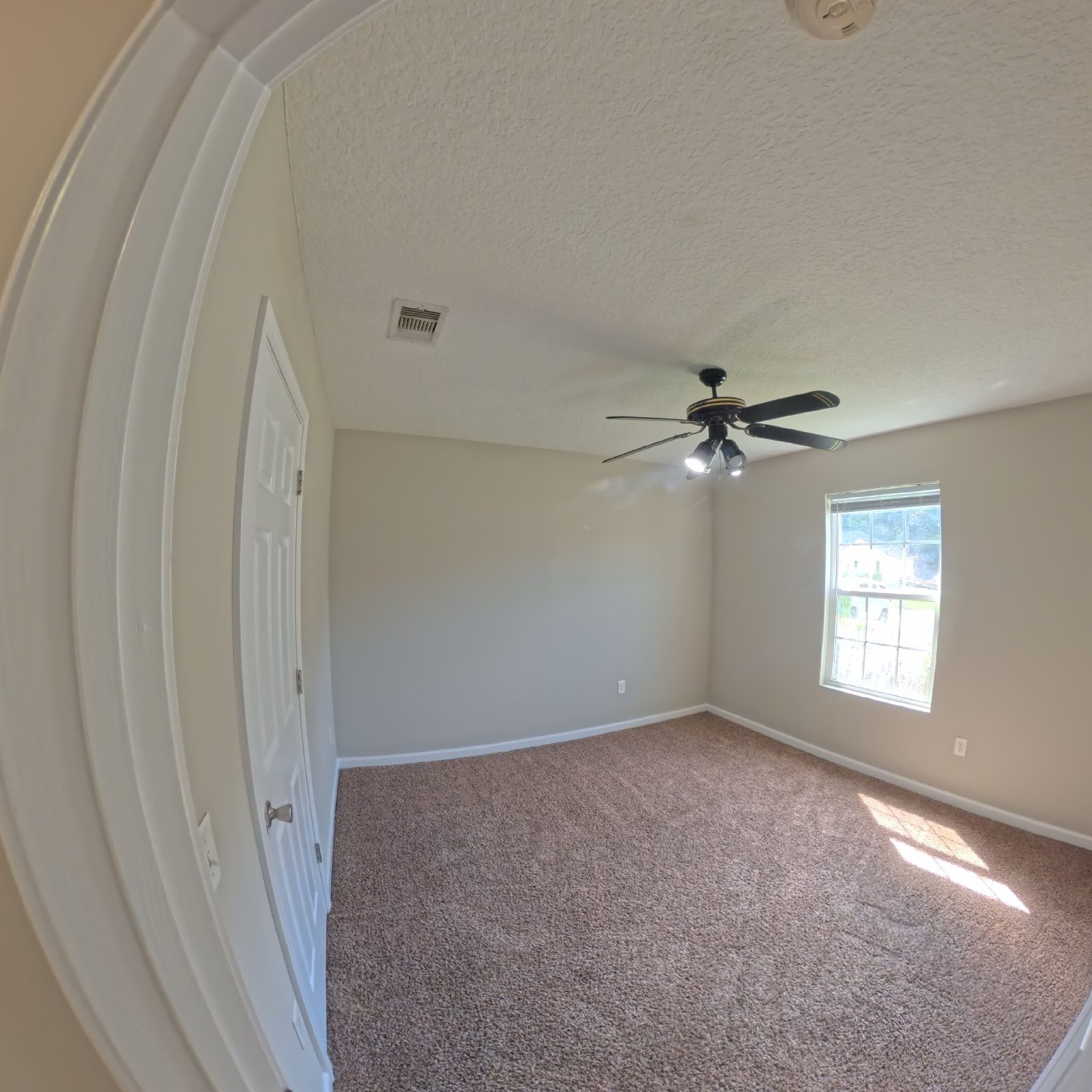 Charming 3BR/2BA Home in Statesboro with Fenced Yard & Garage! property image