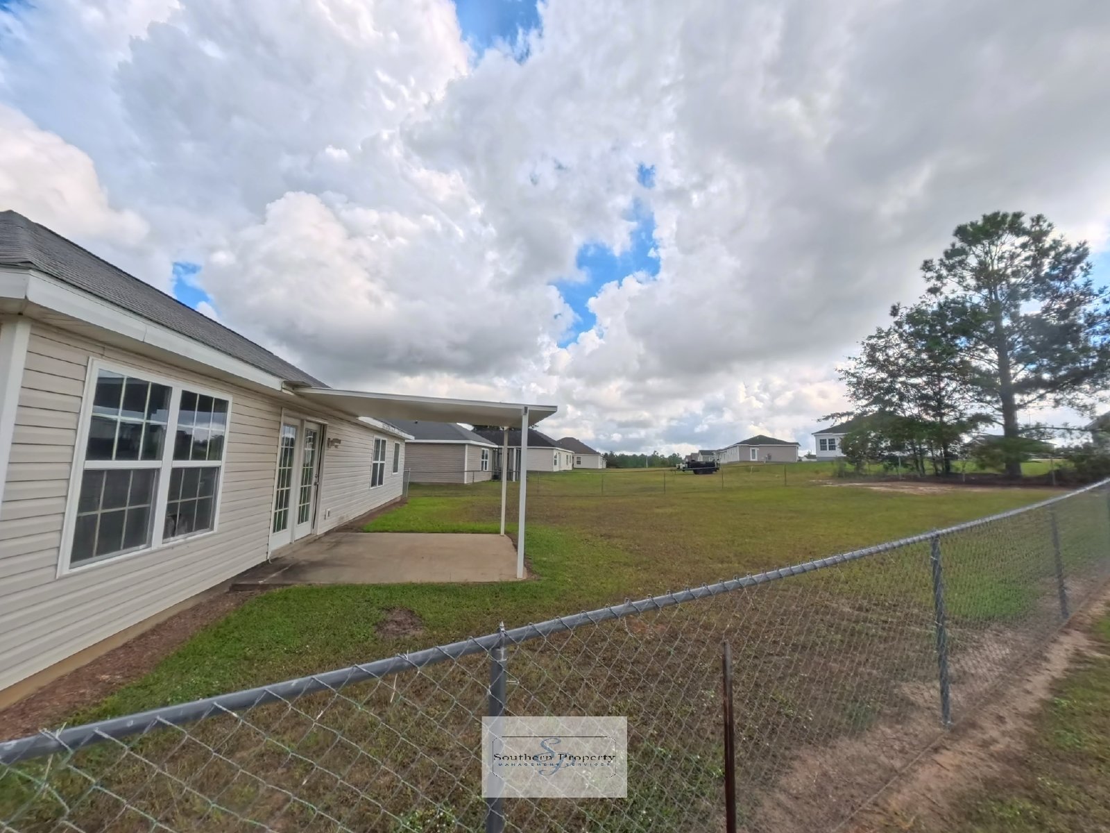 Charming 3BR/2BA Home in Statesboro with Fenced Yard & Garage! property image