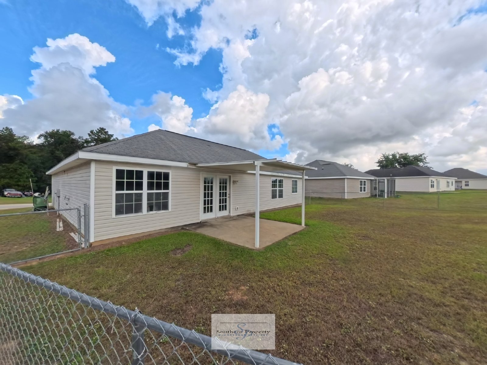 Charming 3BR/2BA Home in Statesboro with Fenced Yard & Garage! property image