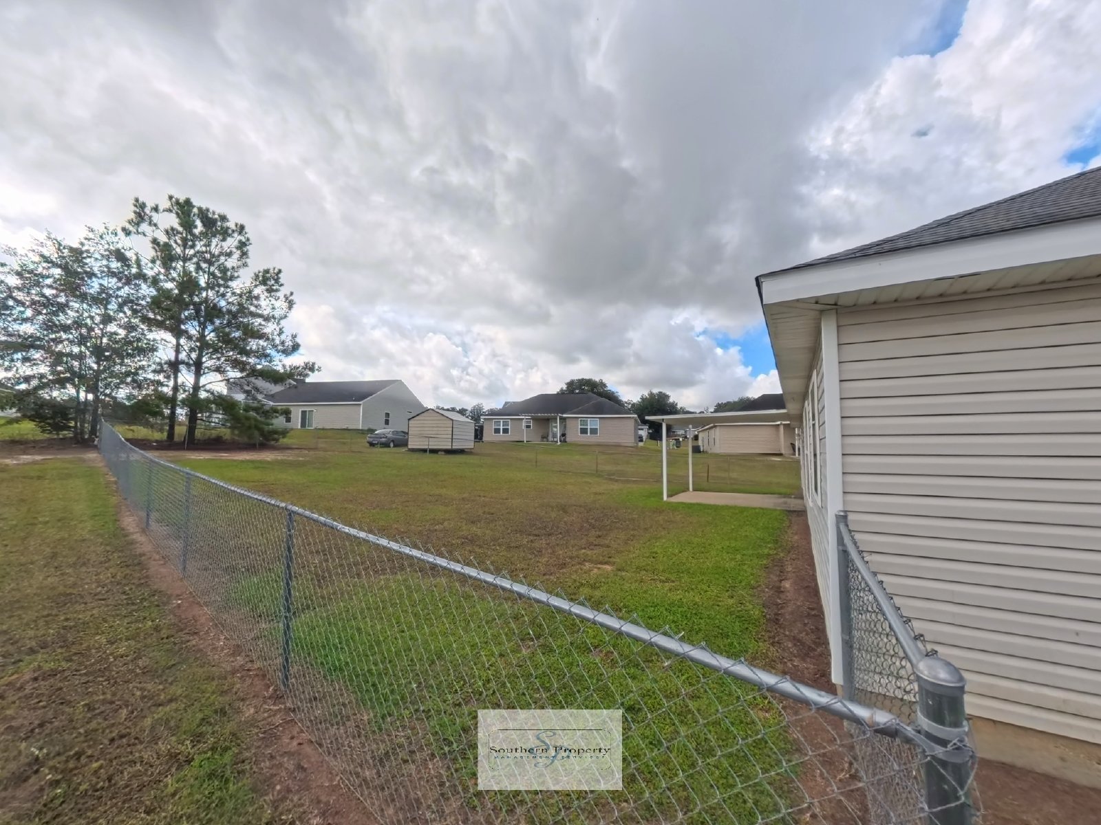 Charming 3BR/2BA Home in Statesboro with Fenced Yard & Garage! property image