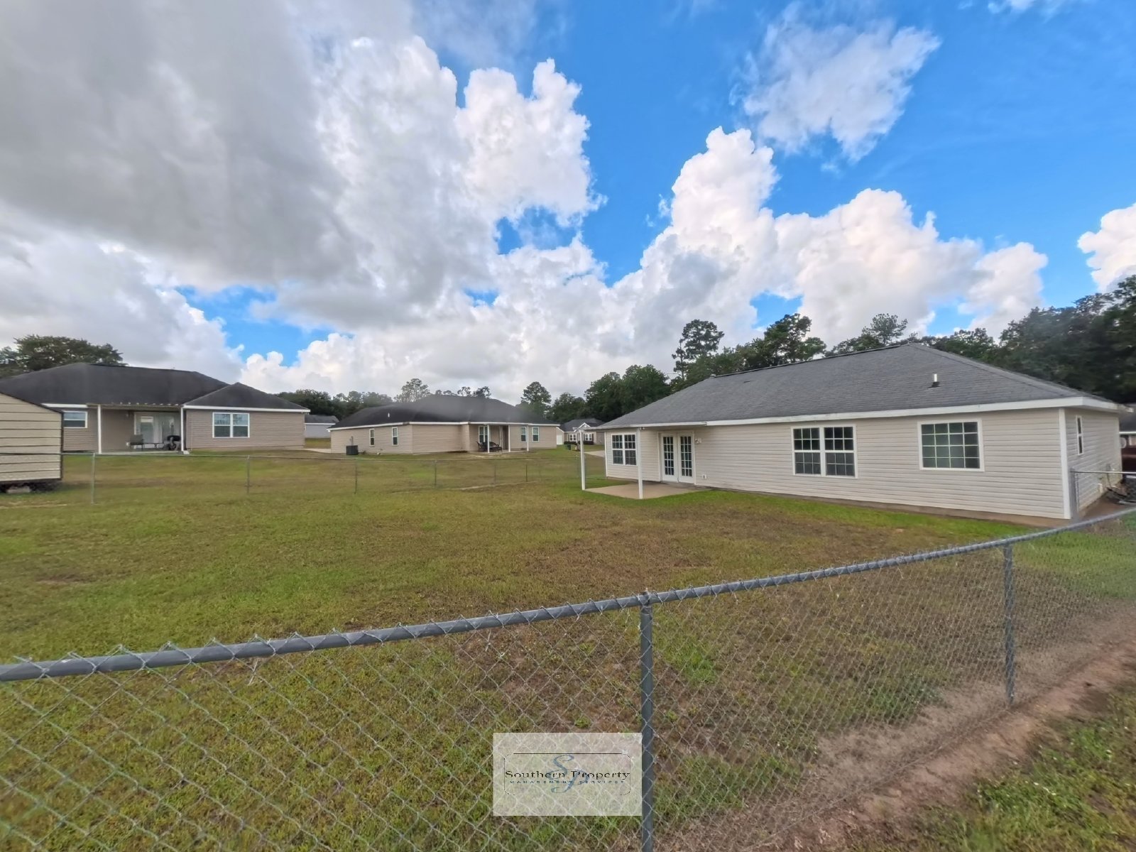 Charming 3BR/2BA Home in Statesboro with Fenced Yard & Garage! property image