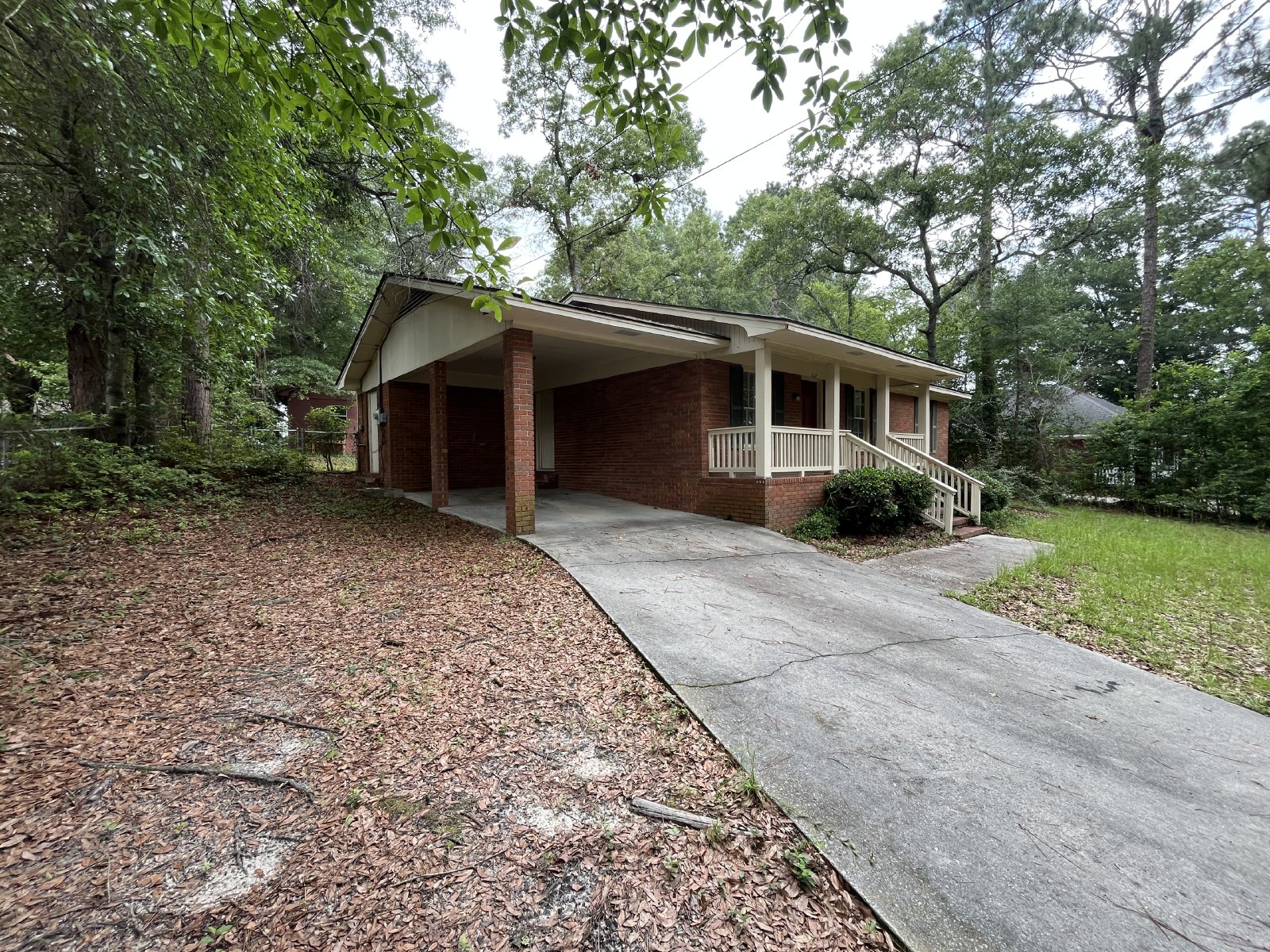 212 Henderson property image