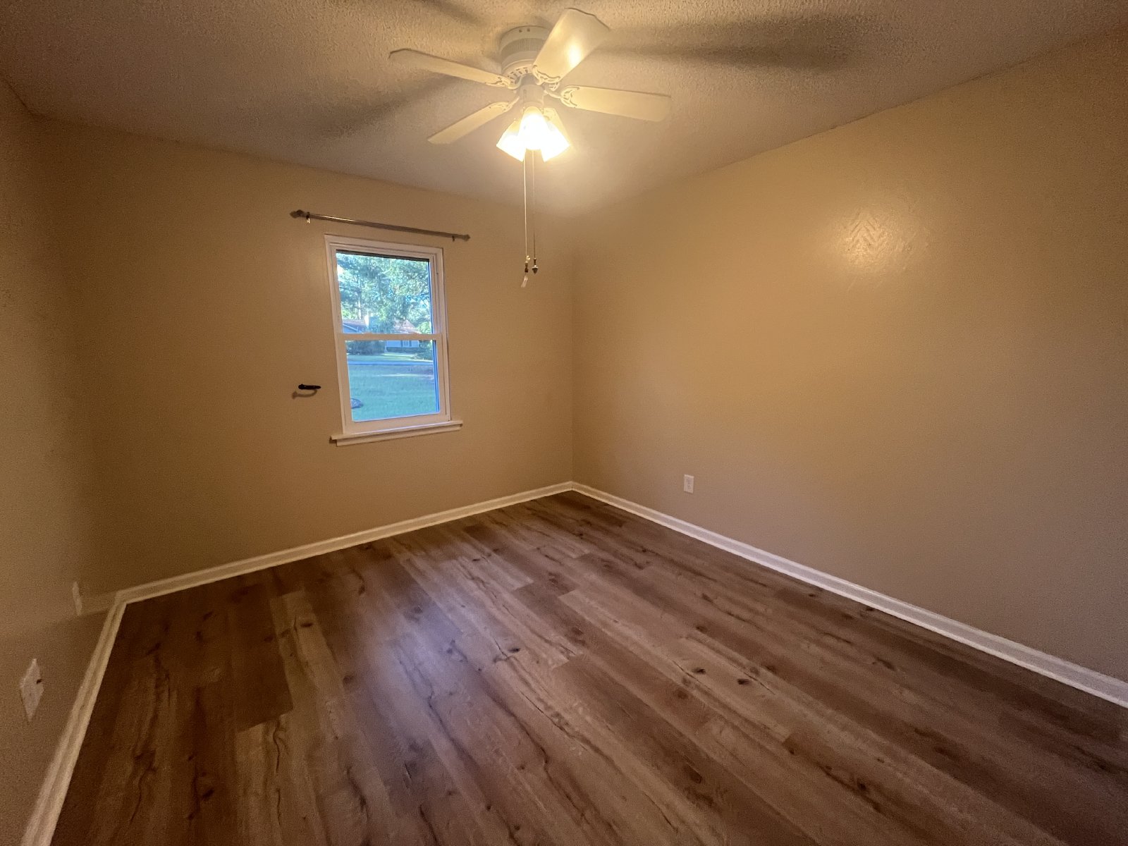 Beautiful Home Located on the Edge of Statesboro property image