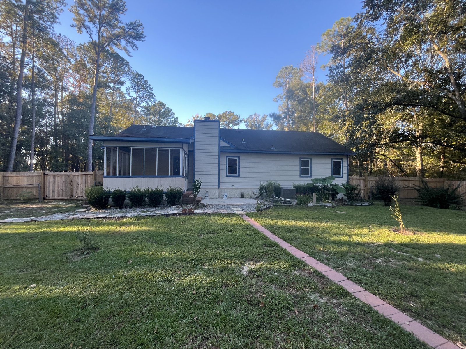 Beautiful Home Located on the Edge of Statesboro property image