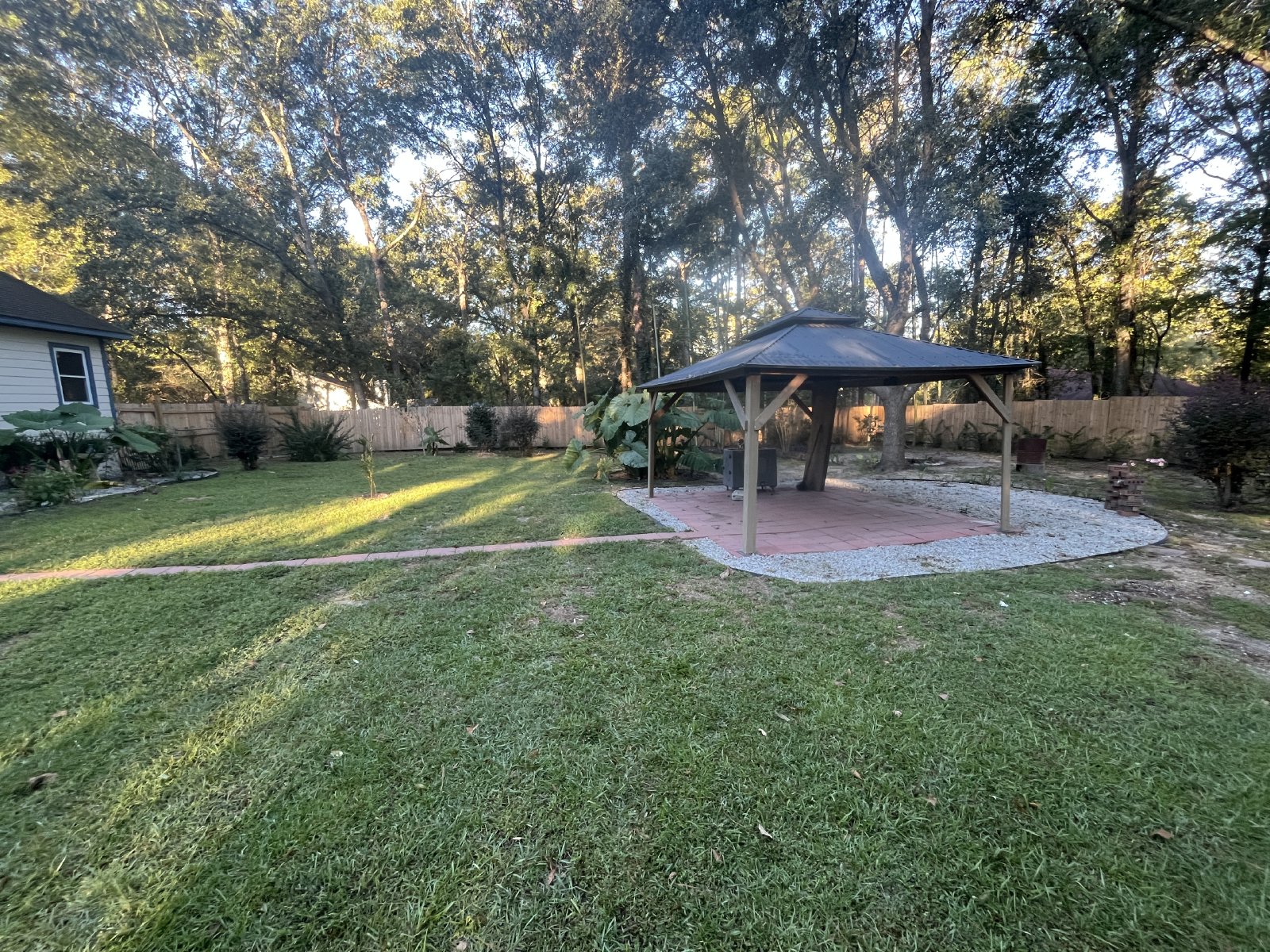 Beautiful Home Located on the Edge of Statesboro property image