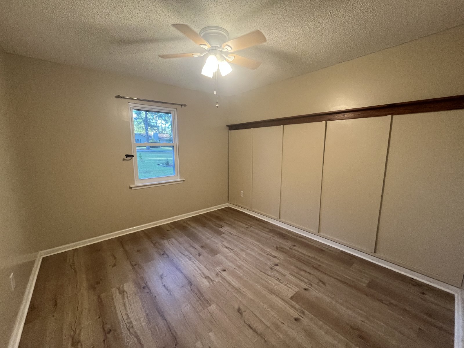 Beautiful Home Located on the Edge of Statesboro property image
